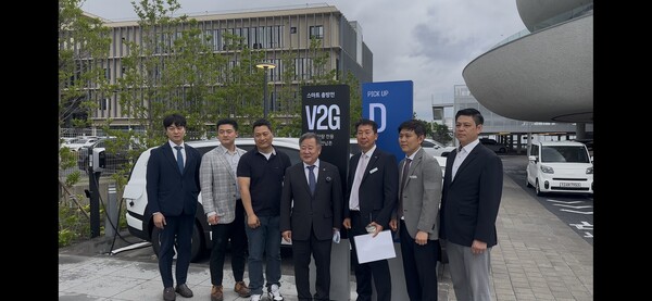 ▲이미지=김성진 이사장 V2G 실증단지 방문 및 제주 계통운영현황 점검. 전력거래소 제공
